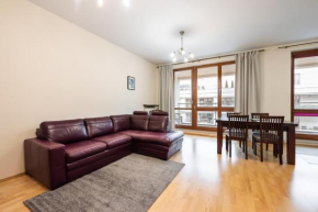 Wilanów Violet Apartment